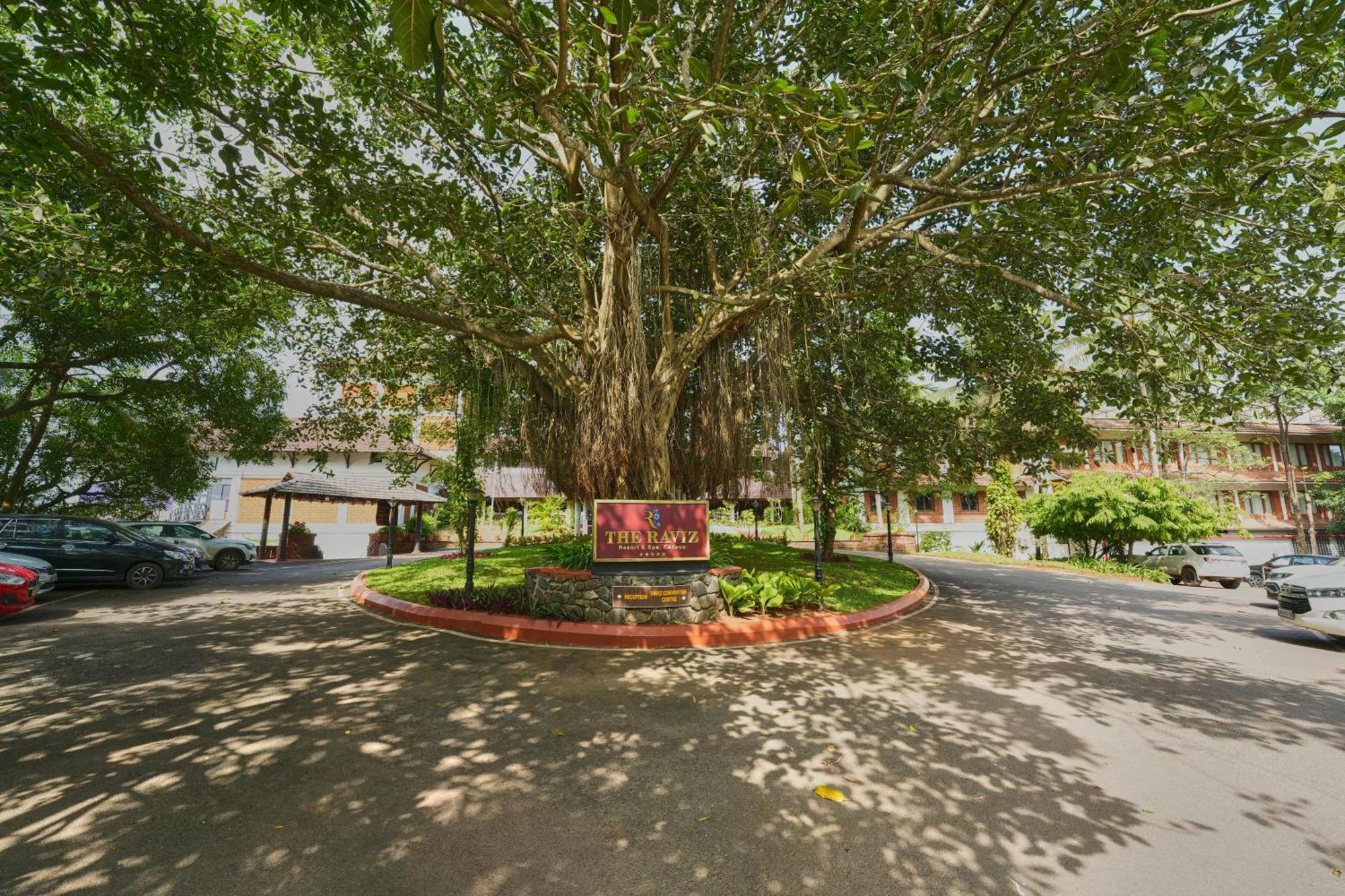 The Raviz Kadavu, Kozhikode Hotel Exterior photo