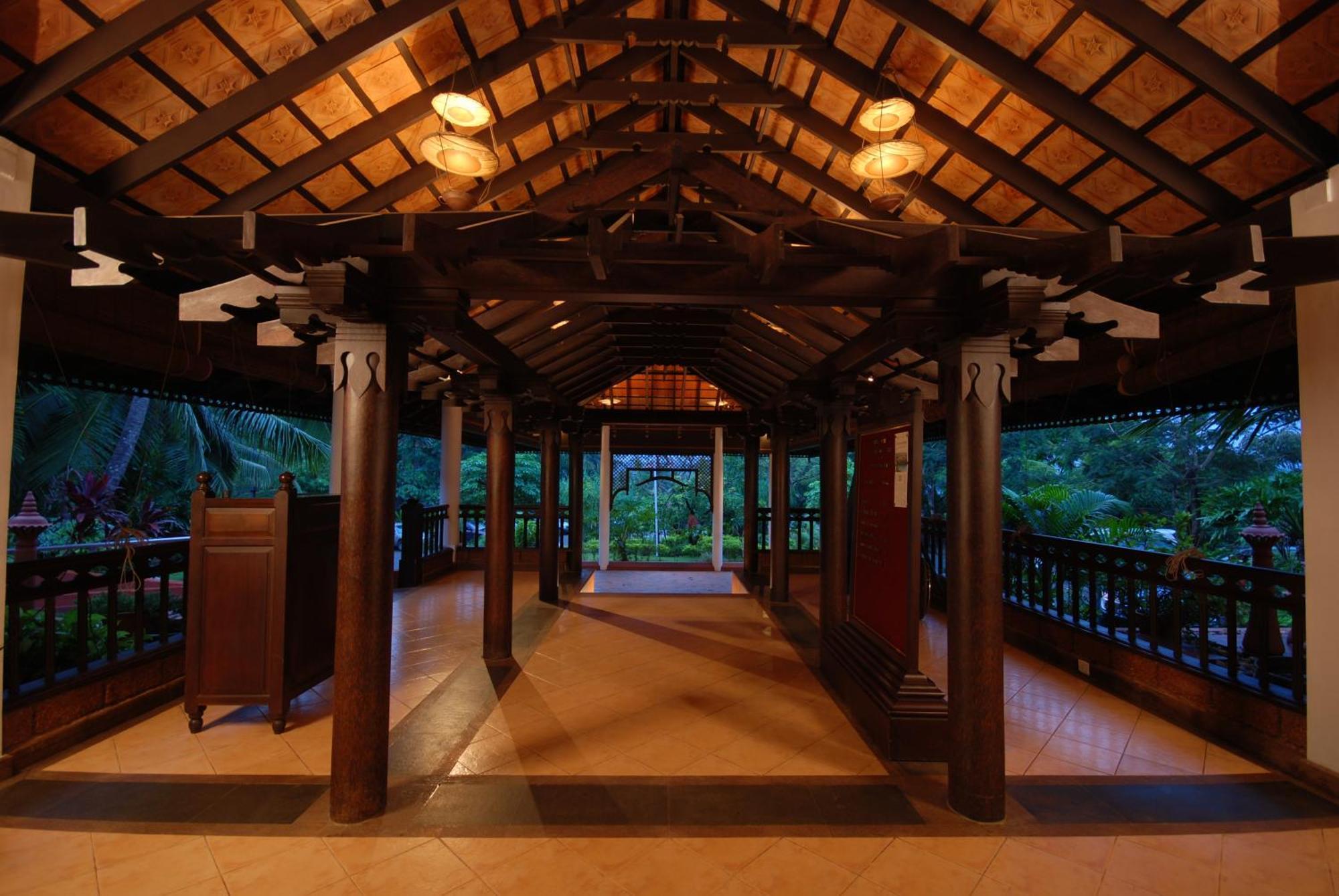 The Raviz Kadavu, Kozhikode Hotel Exterior photo